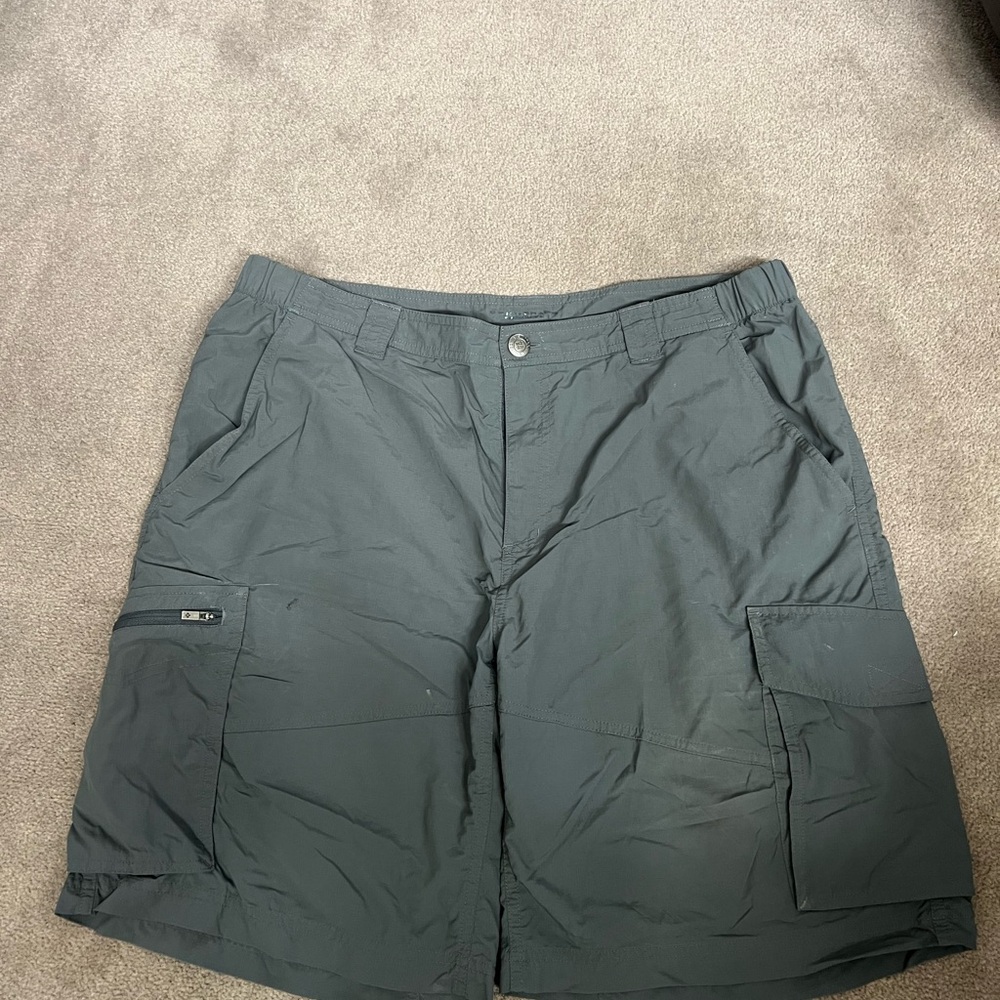Columbia Gray Cargo Shorts with Relaxed Fit